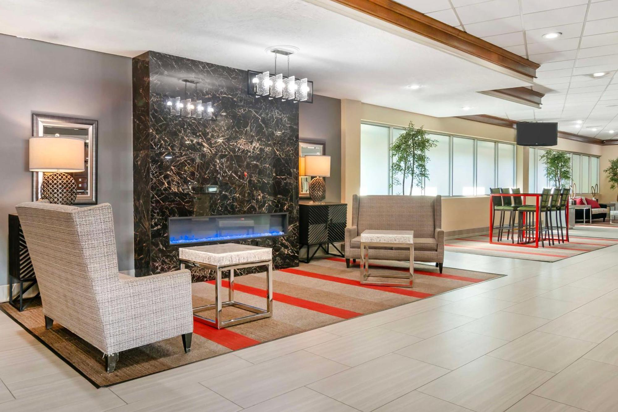 Best Western Plus Kansas City Sports Complex Hotel Exterior foto
