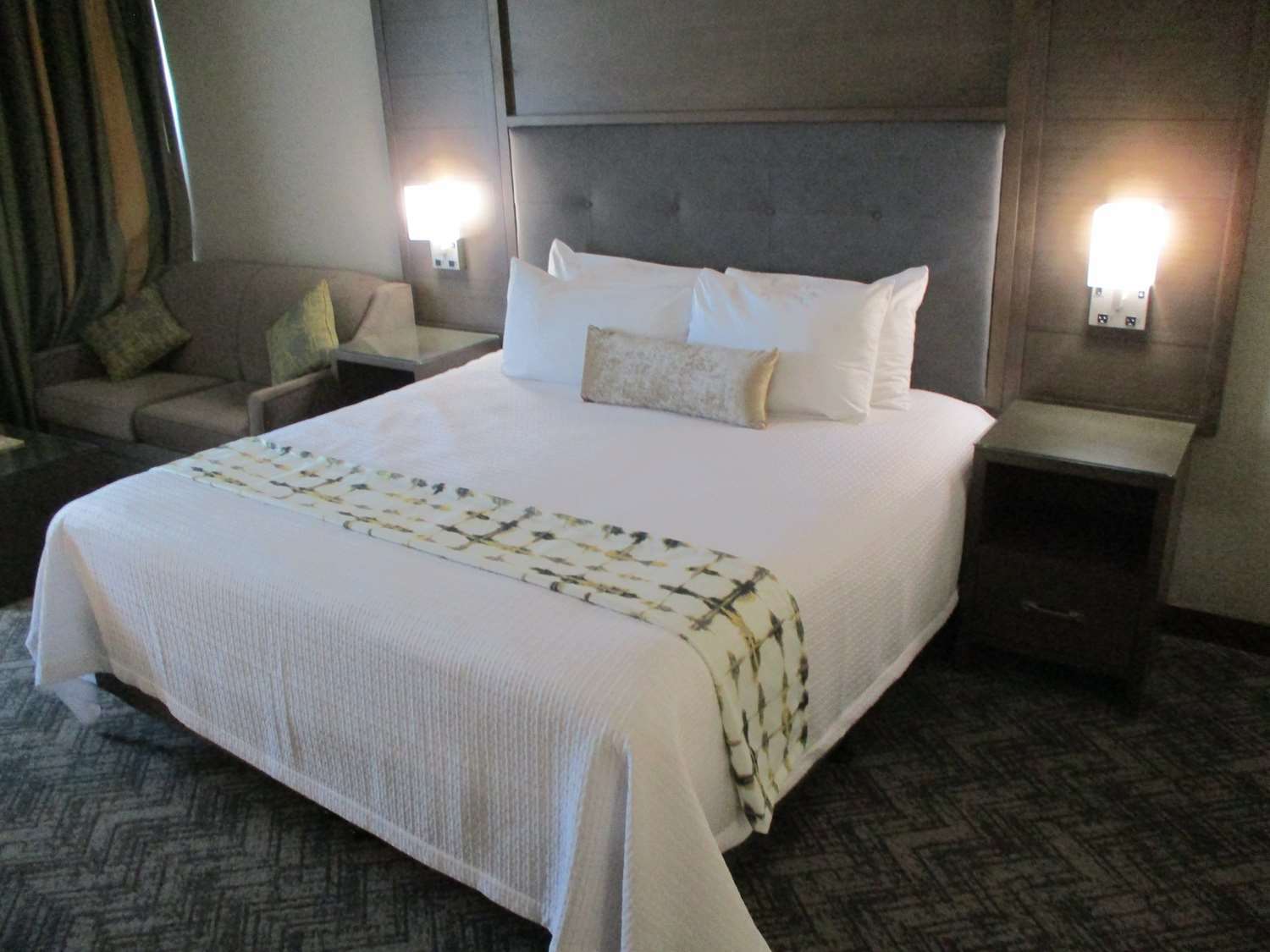 Best Western Plus Kansas City Sports Complex Hotel Quarto foto